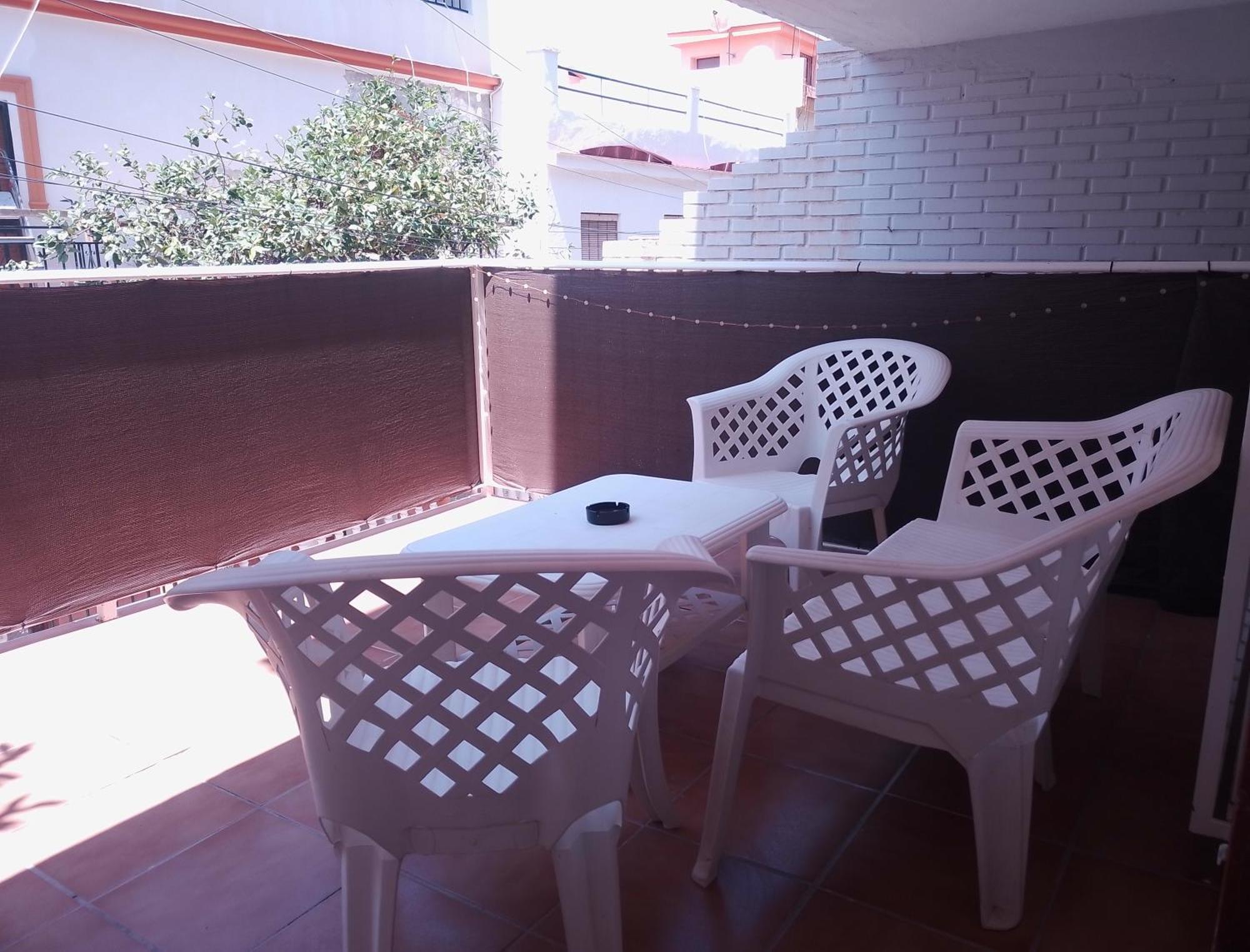 Apartamento Serrano Con Terraza Malaga Bagian luar foto