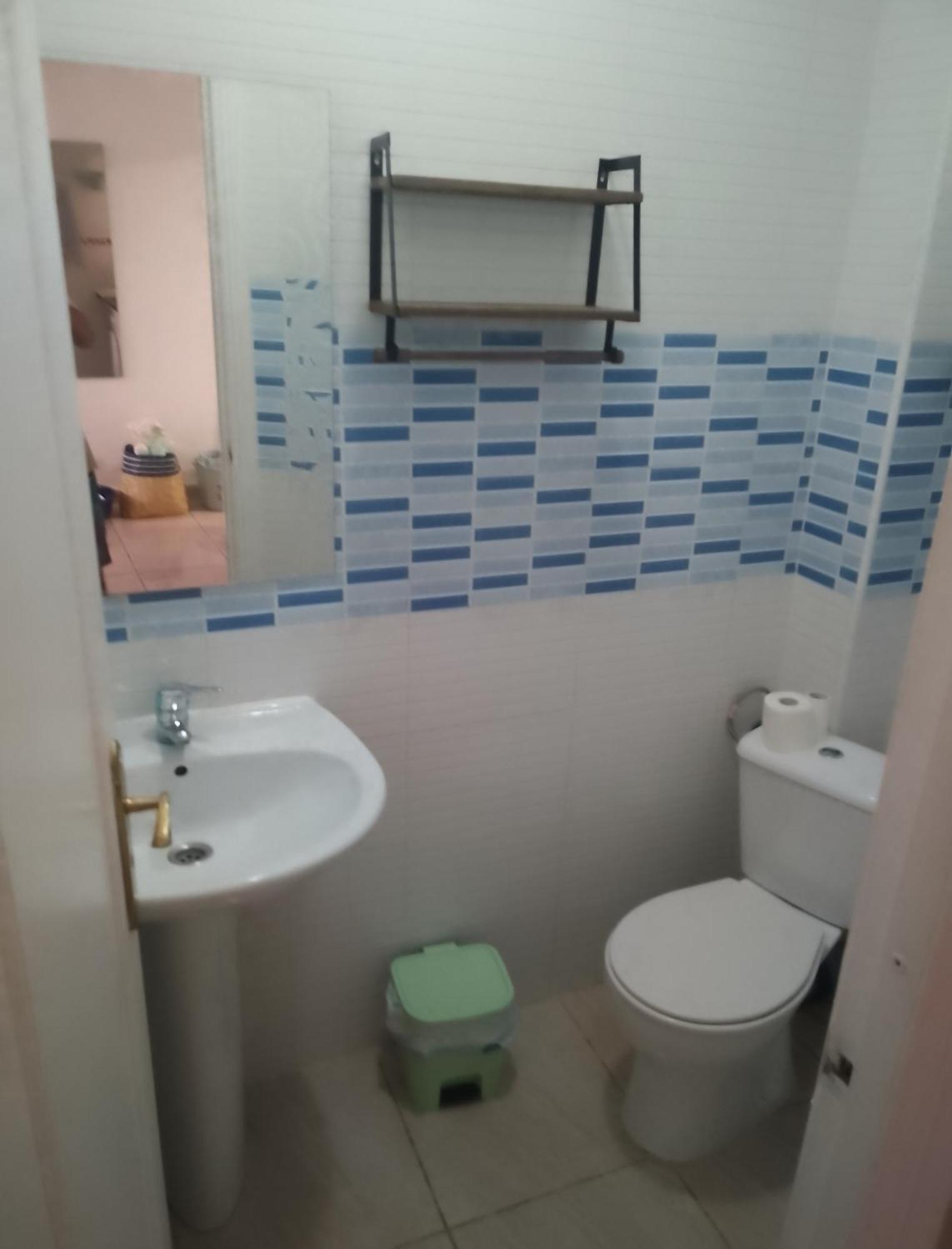 Apartamento Serrano Con Terraza Malaga Bagian luar foto