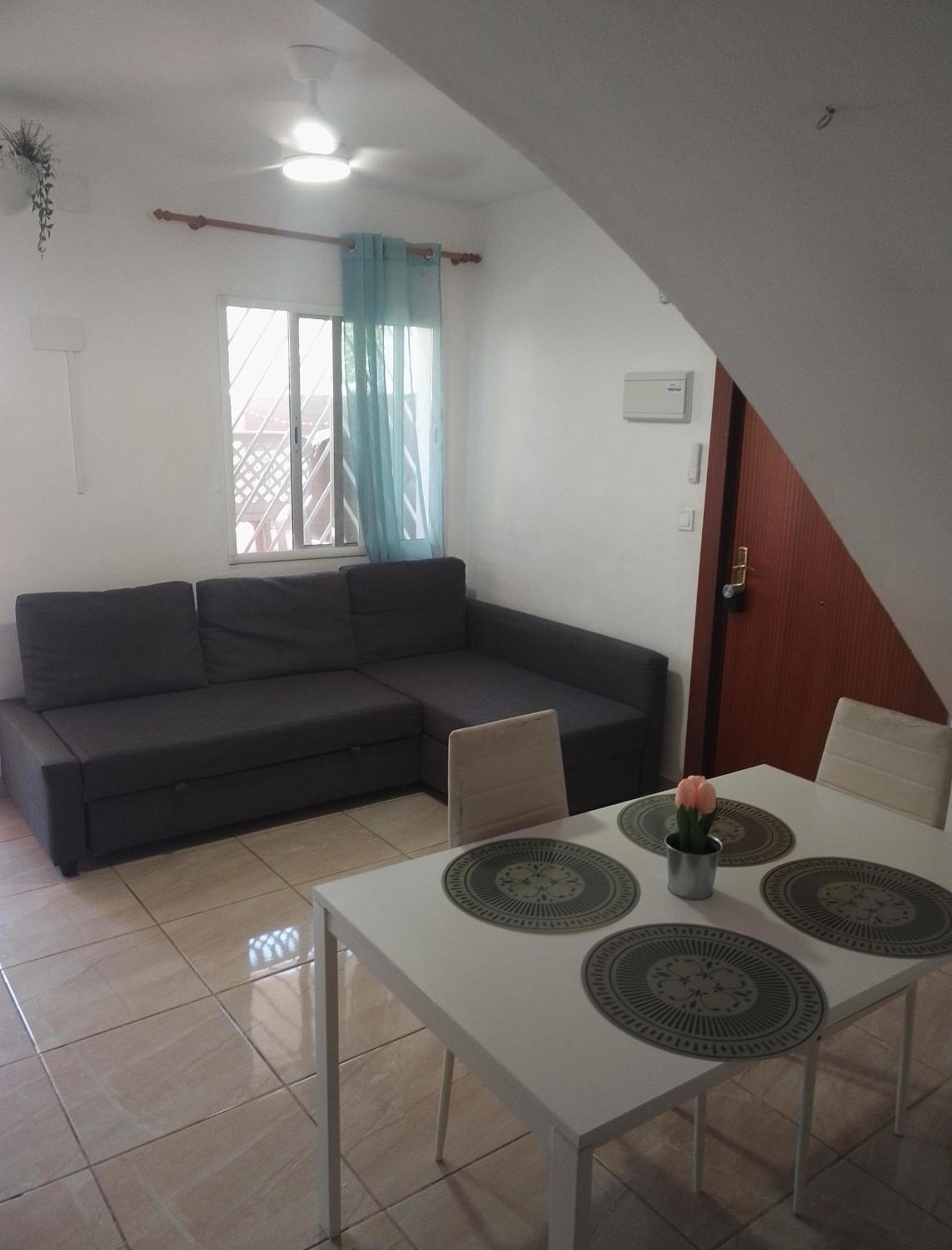 Apartamento Serrano Con Terraza Malaga Bagian luar foto